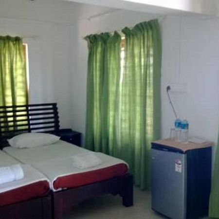 Kadmath Beach Resort Kadmath Island Luaran gambar